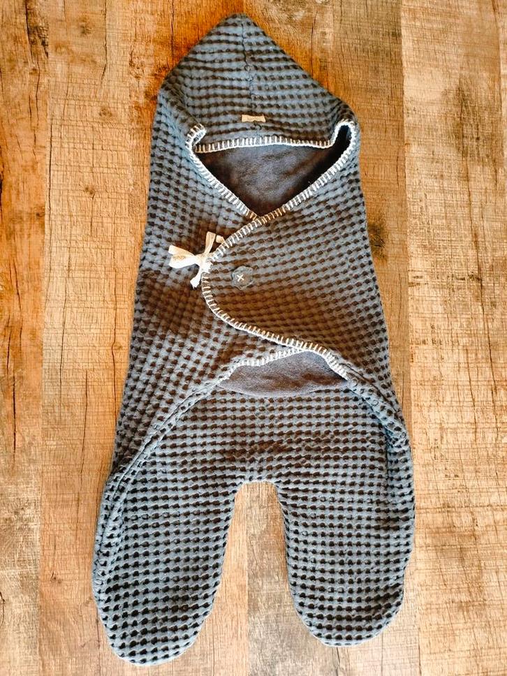 Baby maat 56 Koeka wrapper – wikkeldoek wafel grijs, Kinderen en Baby's, Dekens, Slaapzakjes en Inbakerproducten, Zo goed als nieuw
