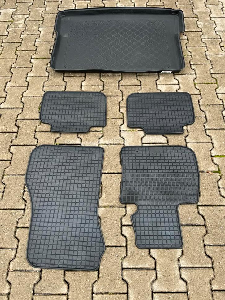 BMW X1/X2 Rubber Matten + Kofferbakmat X2, Auto diversen, Automatten, Gebruikt, Ophalen of Verzenden