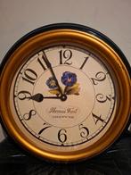 Retro houten wandklok, Ophalen of Verzenden, Zo goed als nieuw, Analoog, Wandklok