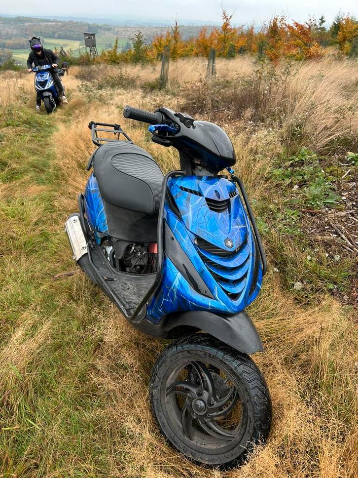 Piaggio zip 172cc | A1 keurbaar | Bomvol, Fietsen en Brommers, Scooters | Piaggio, Zo goed als nieuw, Zip, Tweetakt, Ophalen