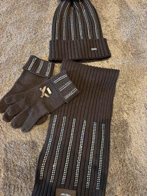 Le chic nieuw sjaal muts handschoenen, Kinderen en Baby's, Kinderkleding | Mutsen, Sjaals en Handschoenen, Nieuw, Setje, Meisje