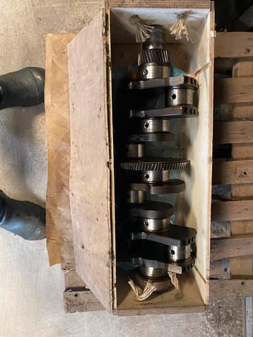 Krukas ihc mc cormick international motortype D239 beschikbaar voor biedingen