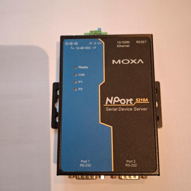 MOXA NPort 5210A Seriële Device Server, Computers en Software, Netwerk switches, Gebruikt, Ophalen of Verzenden