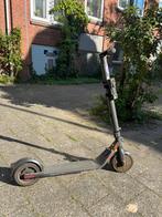 Segway ninebot kick scooter, Fietsen en Brommers, Steps, Ophalen, Zo goed als nieuw, Elektrische step (E-scooter)