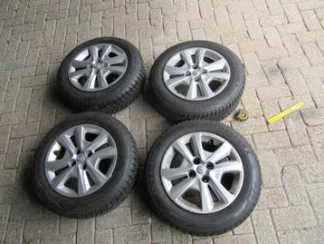 4x winterband op velg, 185/65R15 Firestone Winterhawk Corsa beschikbaar voor biedingen