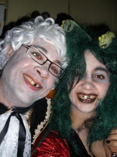 Halloween kleding te huur, heks, graaf Dracula enz. €22, Kleding | Dames, Carnavalskleding en Feestkleding, Zo goed als nieuw