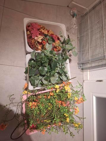 Lente herfst winter zomer kunstbloemen en planten beschikbaar voor biedingen