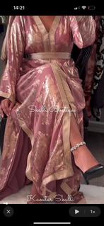 Caftan oud roze s/m, Ophalen of Verzenden, Zo goed als nieuw, Roze, Overige typen
