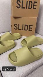 Yeezy slides, Kleding | Heren, Schoenen, Verzenden, Nieuw, Zwart