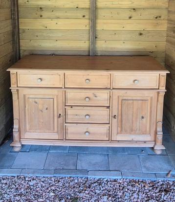Grenen dressoir  beschikbaar voor biedingen
