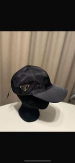 Gucci prada burberry pet, Ophalen of Verzenden, Zo goed als nieuw