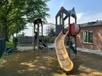 Kompan Speeltoren Dubbel – met klimnet, Kinderen en Baby's, Speelgoed | Buiten | Speeltoestellen, Ophalen, Gebruikt, Glijbaan