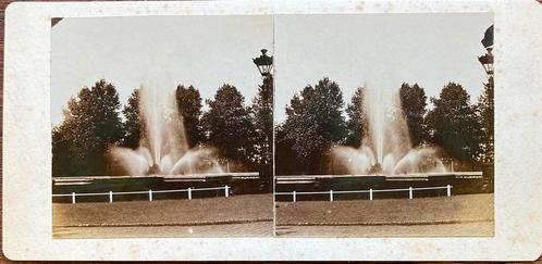 STEREOFOTO van de FONTEIN  FREDERIKS PLEIN Amsterdam 1894, Verzamelen, Foto's en Prenten, Voor 1940, Verzenden