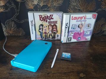 Nintendo DSi inclusief oplader, styluspen en 3 games. beschikbaar voor biedingen