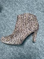 Leuke panterprint laarsjes maat 40, Kleding | Dames, Schoenen, Bruin, Lage of Enkellaarzen, Ophalen of Verzenden, Zo goed als nieuw
