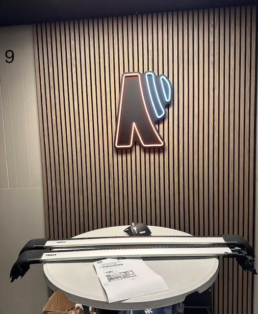 Thule Wingbar Edge Dakdragers BMW 5 Touring, Auto diversen, Dakdragers, Zo goed als nieuw, Ophalen of Verzenden