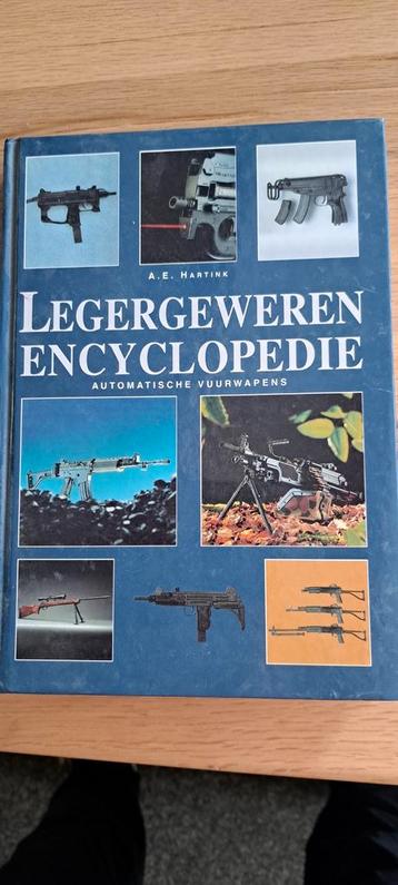 A.E. Hartink - Geillustreerde legergeweren encyclopedie