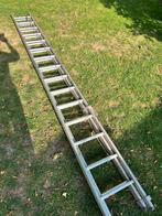 Uitschuifbare ladder, Ophalen of Verzenden, Zo goed als nieuw, 4 meter of meer