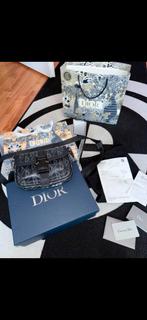 Dior tas, Ophalen, Gedragen, Christian Dior