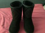 “Uggs” met strass maat 38, Zwart, Lage of Enkellaarzen, Ophalen of Verzenden, Zo goed als nieuw