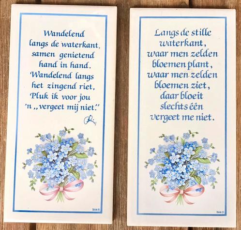 2 VINTAGE TEGELTJES MET GEDICHTJES “ VERGEET MIJ NIET ‘’, Huis en Inrichting, Woonaccessoires | Tekstborden en Spreuken, Gebruikt