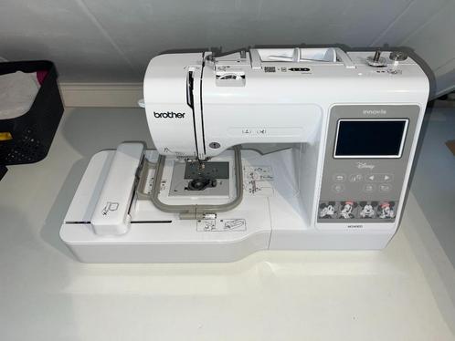 Disney Brother BorduurmachineInnov M340ED ZO GOED ALS NIEUW!, Hobby en Vrije tijd, Borduren en Borduurmachines, Zo goed als nieuw