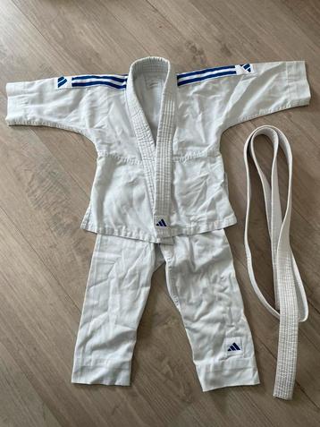 Judo pak met band (meegroeipak) beschikbaar voor biedingen