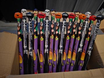 Halloween decoratie sticks beschikbaar voor biedingen