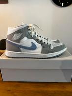 Nike Air Jordans 1 Wolf Grey maat 41, Kleding | Dames, Schoenen, Nike Air Jordan, Nieuw, Ophalen of Verzenden, Sneakers of Gympen