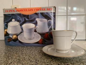 Porseleinen Koffieservies - 14 Delig beschikbaar voor biedingen