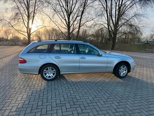 E-Klasse 3.5 E350 ELEGANCE  YOUNGTIMER, Auto's, Mercedes-Benz, Particulier, E-Klasse, Alarm, Bluetooth, Boordcomputer, Centrale vergrendeling