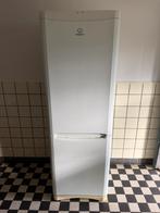 Mooie grote indesit koelkast VASTE  PRIJS 70 EURO, Witgoed en Apparatuur, Koelkasten en IJskasten, Ophalen, 200 liter of meer