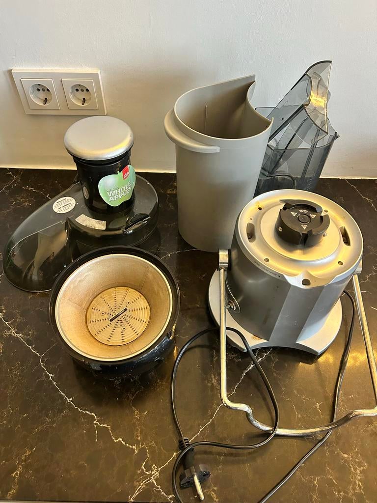 Solis Sapcentrifuge voor bijvoorbeeld sapkuur, Ophalen, Gebruikt, Elektrisch, Sapcentrifuge