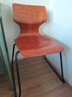 Houten stoel met metalen poten, Huis en Inrichting, Stoelen, Ophalen, Gebruikt, Bruin, Vintage