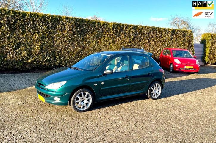 Peugeot 206 AUTOMAAT AIRCO LEER PANODAK ROLAND GARROS, Auto's, Peugeot, Bedrijf, Te koop, Airbags, Airconditioning, Centrale vergrendeling