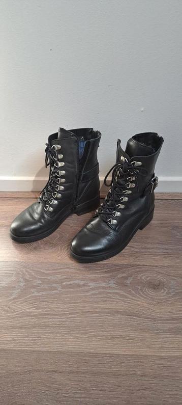 Dames laarzen Maat 39/veterboots  beschikbaar voor biedingen