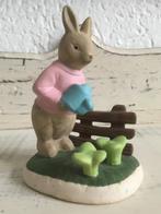 Vintage biscuit konijntje konijn bloemen beeldje, Verzamelen, Beelden en Beeldjes, Ophalen of Verzenden, Gebruikt, Dier