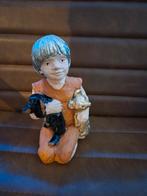 Beeldje kind met teckel, Verzenden, Gebruikt, Dier