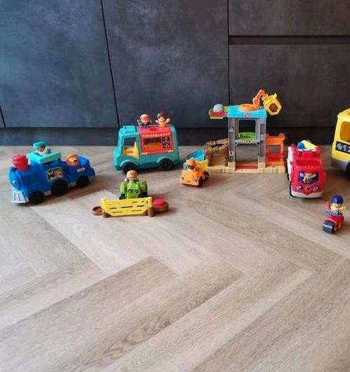 Grote set Fisher Price Little People (los of als set), Kinderen en Baby's, Speelgoed | Fisher-Price, Zo goed als nieuw, Duw- of Trekspeelgoed