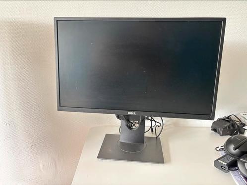 DELL 24 inch full HD Monitor, Computers en Software, Monitoren, Gebruikt, 60 Hz of minder, DisplayPort, HDMI, VGA, In hoogte verstelbaar