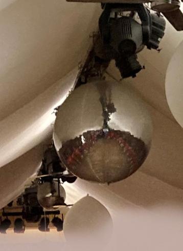 Spiegelbol 100 cm Ø + motor beschikbaar voor biedingen