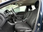 Volvo V40 1.6 D2 114pk Navi Airco TURBO DEFECT, Auto's, Volvo, Voorwielaandrijving, Stof, 4 cilinders, Blauw