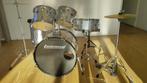 Ludwig Drumset met drumsticks, Muziek en Instrumenten, Drumstellen en Slagwerk, Ludwig, Ophalen of Verzenden, Zo goed als nieuw