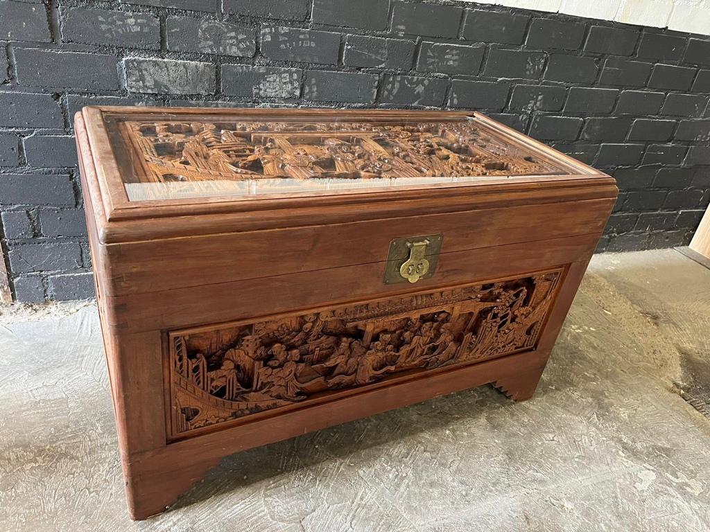 Chinese houtsnijwerk kist chinees kamfer uniek kamferkist, Huis en Inrichting, Woonaccessoires | Kisten, Verburgt Vintage, Gebruikt