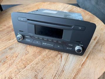 Originele Audi Radio - Werkend! beschikbaar voor biedingen