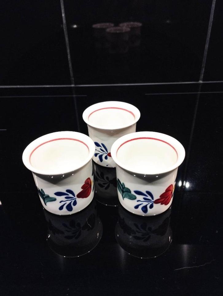 Set 3 eier dopjes Boerenbont recht, Huis en Inrichting, Keuken | Servies, Zo goed als nieuw, Overige typen, Boerenbont, Aardewerk