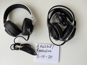 2 x Playstation headset bedraad beschikbaar voor biedingen