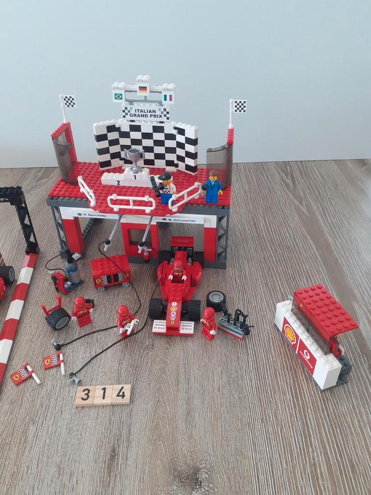 Lego Racers Ferrari Finish 8672, Kinderen en Baby's, Speelgoed | Duplo en Lego, Gebruikt, Lego, Losse stenen, Ophalen of Verzenden