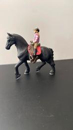 Schleich zwart paart met zadel en ruiter, Ophalen of Verzenden, Zo goed als nieuw, Paard, Beeldje of Figuurtje