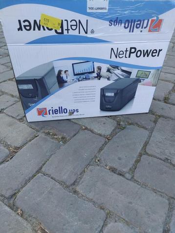Noodvoeding Netpower 1kVA 600W beschikbaar voor biedingen